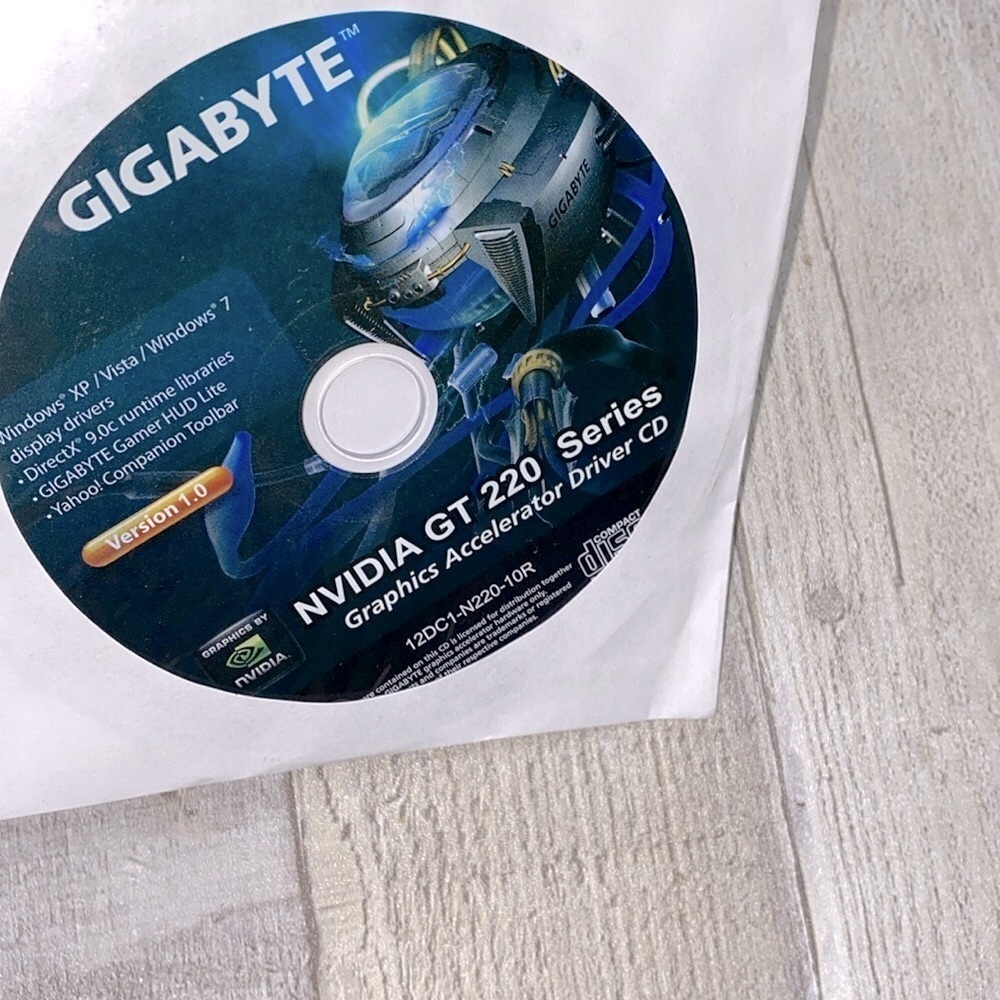 Gigabyte Nvidia GT 220 series Graphics accelerator driver CD